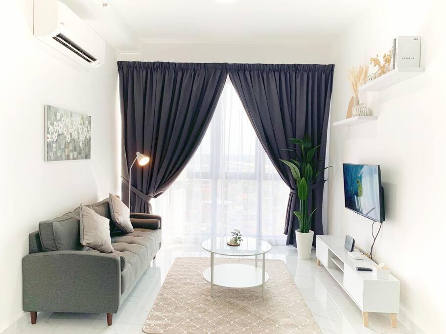 Netflix 2 Bedroom Troika Kota Bharu Homestay 1812 Exterior photo