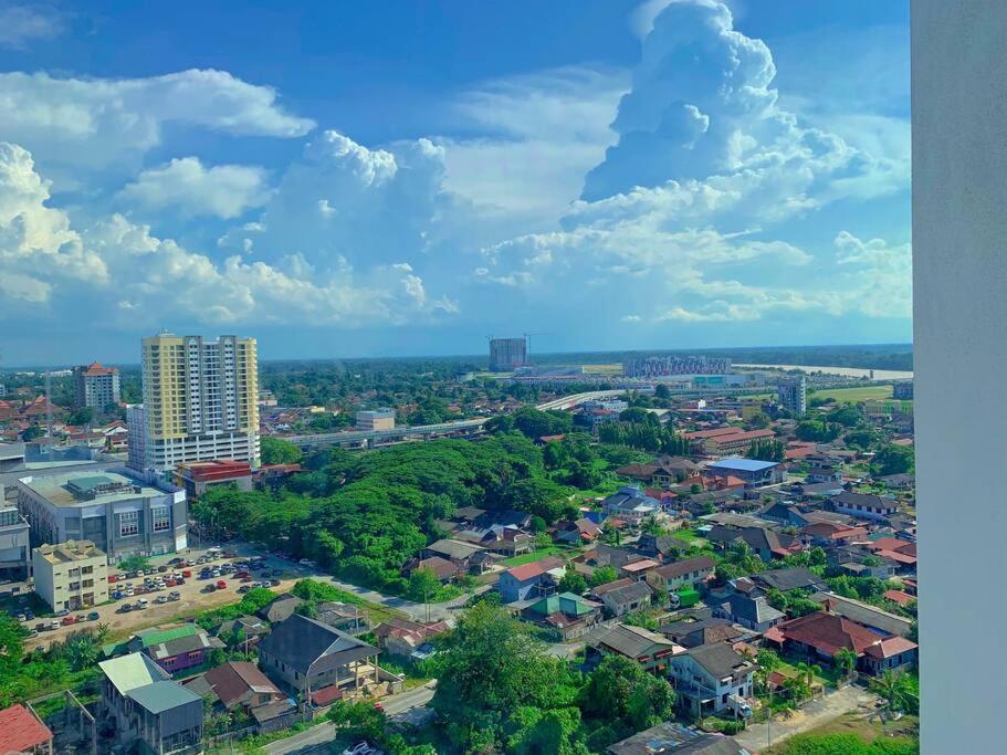 Netflix 2 Bedroom Troika Kota Bharu Homestay 1812 Exterior photo
