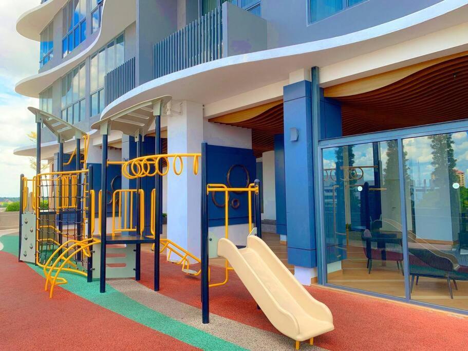 Netflix 2 Bedroom Troika Kota Bharu Homestay 1812 Exterior photo