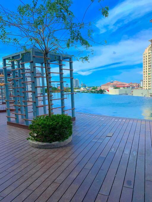 Netflix 2 Bedroom Troika Kota Bharu Homestay 1812 Exterior photo