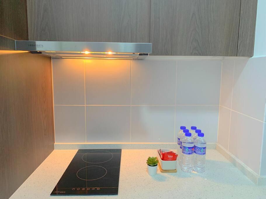 Netflix 2 Bedroom Troika Kota Bharu Homestay 1812 Exterior photo