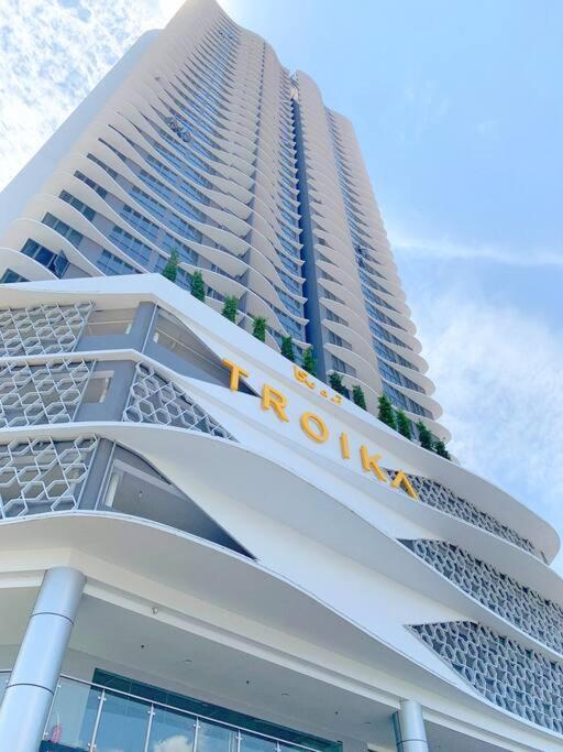 Netflix 2 Bedroom Troika Kota Bharu Homestay 1812 Exterior photo